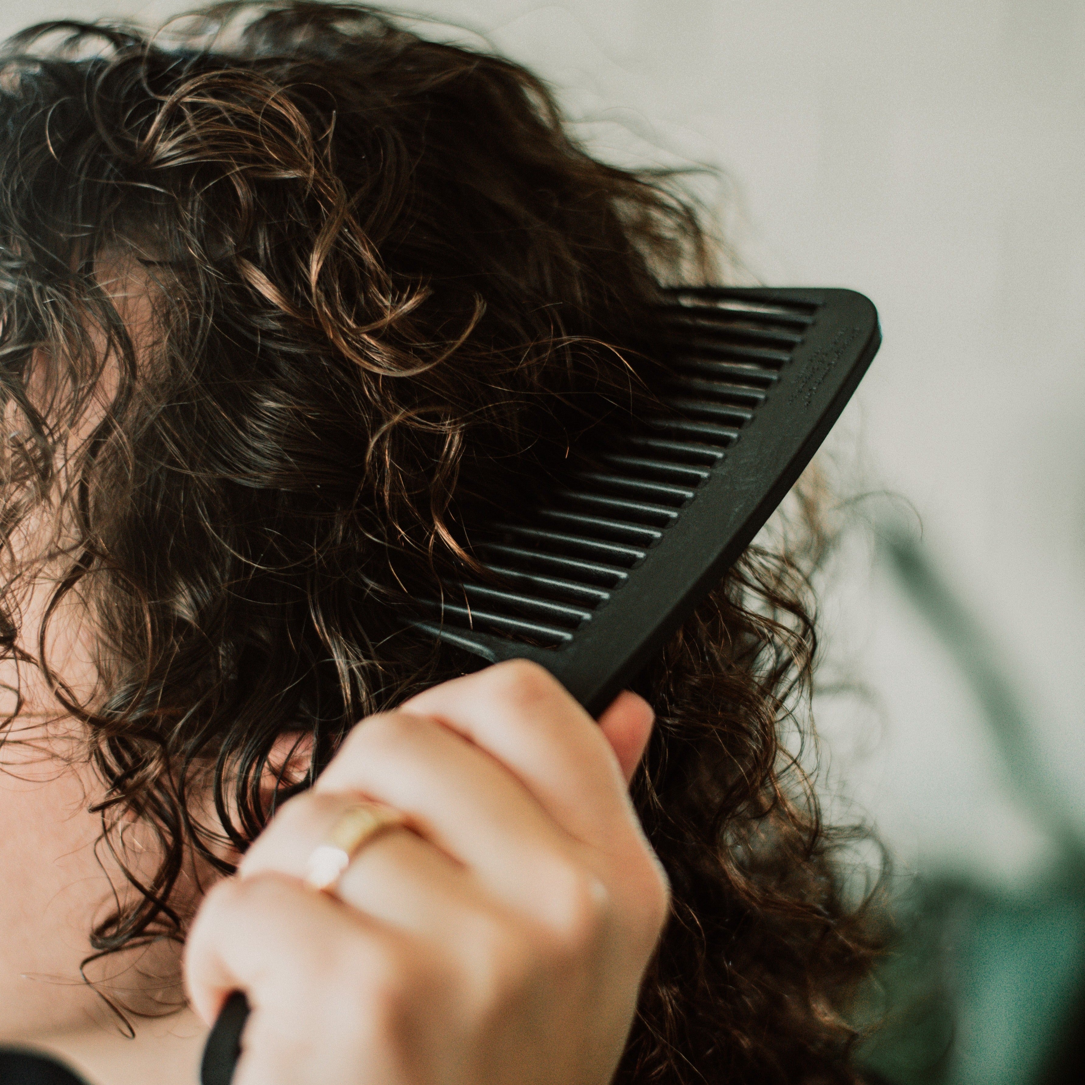 Detangler Comb